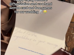 Молодята жартома запросили Sony на весілля і отримали щедрий подарунок для PS5