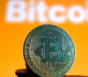 Інституційний попит на біткоїн утричі перевищив емісію