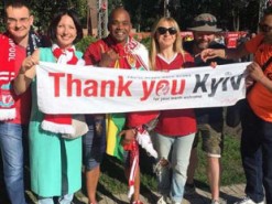 Фанати Ліги чемпіонів масово дякують у соцмережах киянам за безкоштовне житло