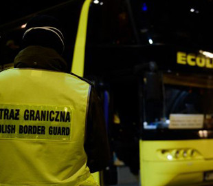 Польща оновила правила транзиту автомобілів з України: що змінилося