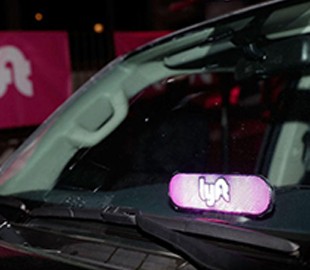 Сервис заказа такси Lyft стремительно наращивает выручку