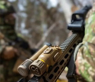 Розробники Rheinmetall представили лазерні модулі LLM-VarioRay для бойових гвинтівок