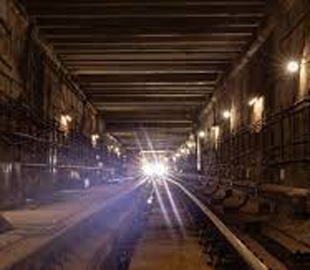 Блогер постраждав у київському метро через зачепінг: перелом і струс мозку