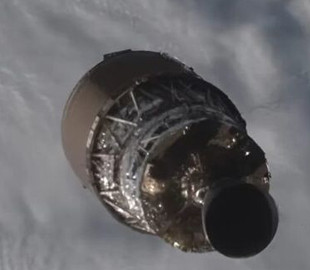 Дослідники показали ракету, що блукає 15 років у космосі