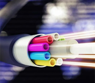 Інтернет може стати розкішшю через дефіцит оптоволокна, що спричинений ШІ