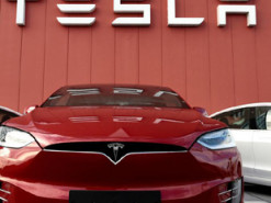 Tesla втягнула Apple у судовий розгляд справи про фатальну аварію за участі Autopilot