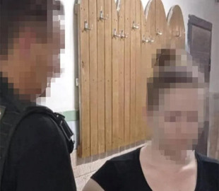 До 6 років за ґратами засудили жінку, яка на замовлення інтернет-кураторів з рф спалила авто військового