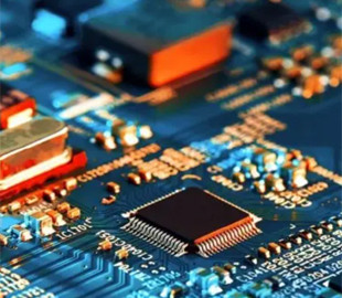 Дефіцит чіпів загрожує зростанням цін на смартфони та комп'ютери до 20% - FT