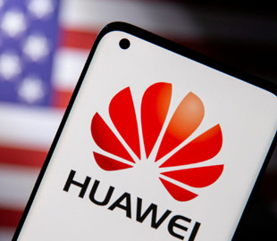 Байден подписал закон, закрывающий доступ на американский рынок китайским компаниям