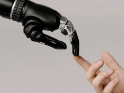 Вчені розкривають складну природу взаємодії людини та AI