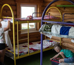 В Украине дети могут бесплатно отдохнуть в летних лагерях: как это сделать