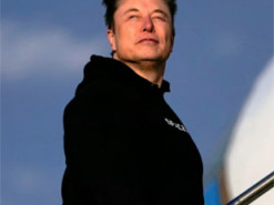 Маск припустив, хто буде наступним президентом США, — Politico