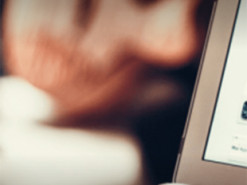 У Кропивницькому викpили чоловіка, який агітував у соцмеpежах за pосію