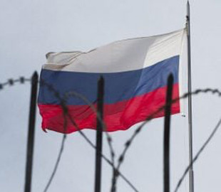 У Росії за "фейки" про армію саджають перукарів і навіть відомих кулінарів: на співгромадян доноси пишуть сусіди та блогери