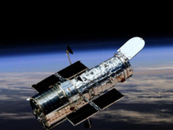 Hubble показав пару інтерактивних галактик у сузір'ї Андромеда