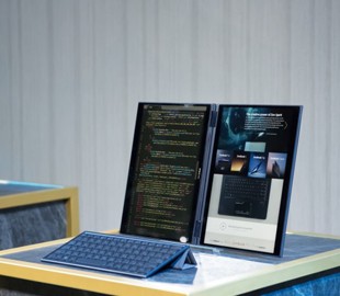 ASUS показала ноутбук с двумя тачскринами и без клавиатуры