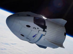 Корабль Илона Маска Crew Dragon отстыковался от МКС и возвращается на Землю