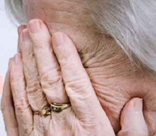 Поліцейські розшукують шахраїв, які ошукали пенсіонерку на 27 тисяч гривень