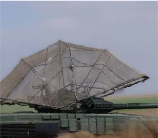 Український антидроновий "капюшон" на танках настільки вдалий, що його скопіювали у Сирії