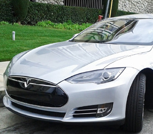 Компаньон Илона Маска назвал главные угрозы росту производства электромобилей