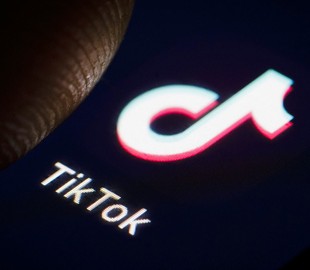 Соціальну мережу TikTok оштрафовано на 5,7 мільйона доларів за незаконне збирання інформації про дітей
