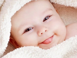 Байрактар, Хозяйка, Арієль: як назвали своїх дітей українці у 2022 році