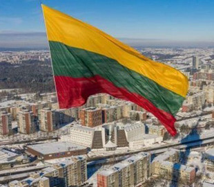Литва посилює захист критичної інфраструктури після спроби диверсії проти Starlink