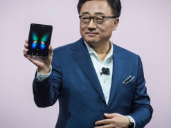 Samsung признала, что представила Galaxy Fold недоработанным