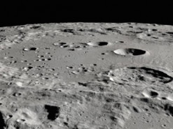 Вчені представили технологію будівництва на Місяці доріг з твердим покриттям