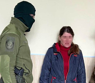 Інформаторка з Мирнограда отримала 15 років за ґратами: підбирала мішені для атак росії