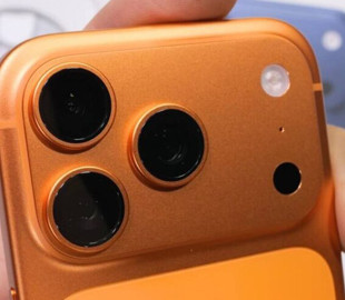 Гострі кути iPhone 17 Pro виявилися слабким місцем кольорового покриття