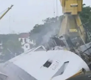 В Індії загорівся бойовий корабель: що сталося з фрегатом Brahmaputra