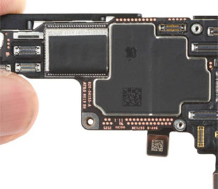Apple втратила перевагу: бум ШІ змінює ринок пам’яті та загрожує цінам на iPhone