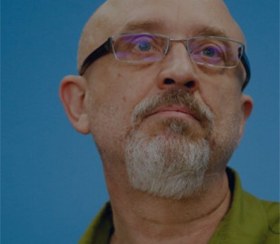 Резніков закликав більшість чоловіків в Україні бути готовими воювати
