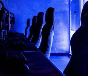 Програвали навмисно, щоб заробити на ставках: в Україні викрили схему в кіберфутболі