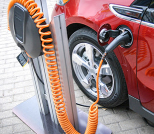 Польща отримає €37,6 млрд від ЄС на будівництво мережі зарядних станцій для електромобілів