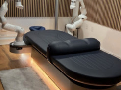 Робот-масажист з ШІ справляється не гірше за справжнього фахівця