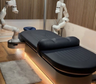 Робот-масажист з ШІ справляється не гірше за справжнього фахівця