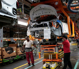 GM привлекла лучшие стартапы для разработки батарей следующего поколения, чтобы превзойти Tesla