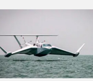 Розробники представили унікальний високошвидкісний пристрій, що літає над водою