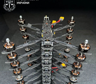На Хмельниччині постачальника FPV-дронів через суд зобов’язали повернути громаді понад 6 млн гривень