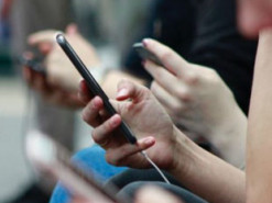 Українців попередили про способи стеження через смартфон