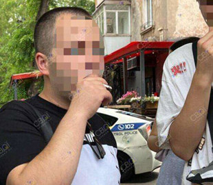 В Кривом Роге извращенец рассылал свои фото школьницам