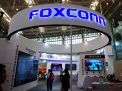 Foxconn обновит структуру руководства