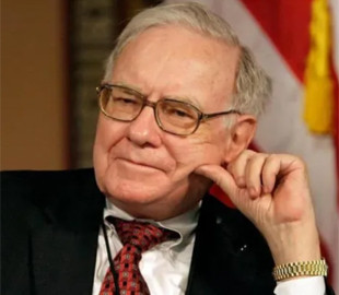 Стратегія «військового резерву»: чому Баффет ігнорує крипторинки та скуповує держоблігації США