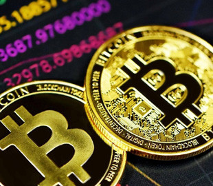 Владельцы биткоинов потеряли 128 миллиардов долларов в считанные часы