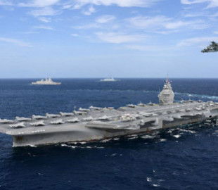 Новітній авіаносець Франції отримає третю катапульту: як це змінить його бойову міць