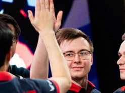 Команды Gambit и Virtus.pro исключены из рейтинга HLTV