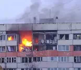 В Санкт-Петербурге произошел взрыв в многоэтажке: в сети напомнили, что история повторяется