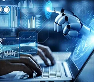 Українська ІТ-армія нараховує понад 300 тисяч кіберфахівців — Мінцифри